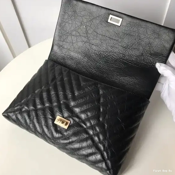 First Bag Ru CHANEL CHANELUTCH 0701
